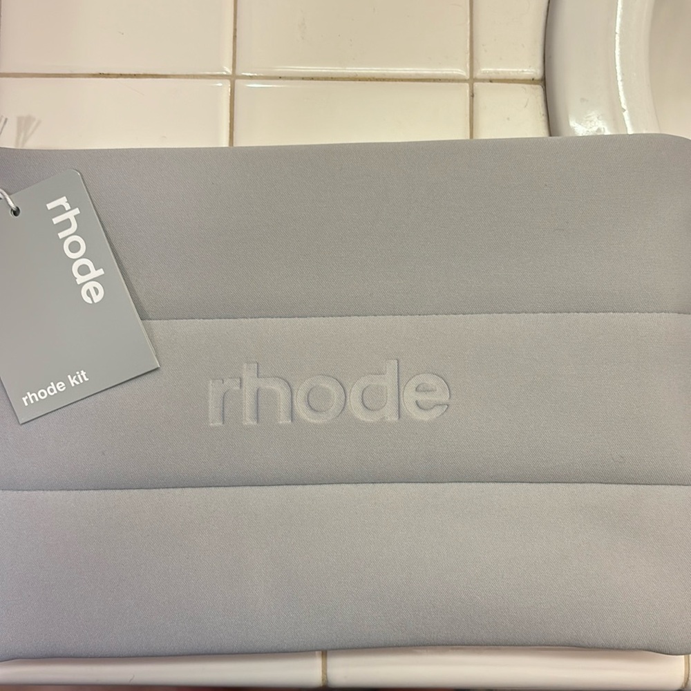 NWT Rhode by hailey Bieber Kit Bag only